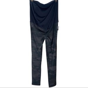 NWT Isabel Maternity Camo Legging Black and Gray